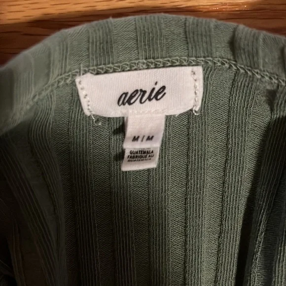 NWOT Aerie Ribbed Button-Up sweater - Picture 3 of 5